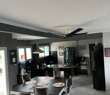 Puerto Piramides House | El Cerezzo