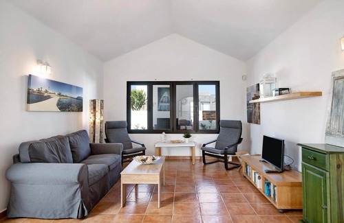 Charco del Palo House | El Charco Azul