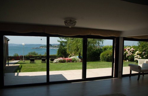 Ares House | El Chiripero, Paradise by the Sea in the amazing Galicia.
