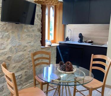 Villalobar de Rioja Apartment | El Ciépede - Alfovar Villa