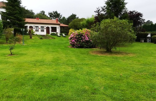 San Pedro de la Ribera Cottage | El Cueto apartments for 2 people