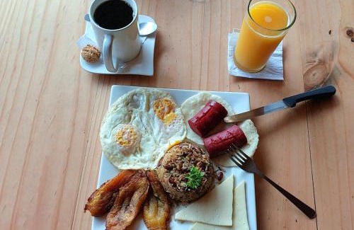 Poasito Hotel | El Descanso Restaurante y Hotel