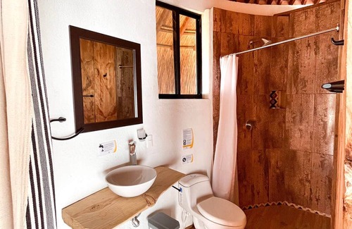 Papare Cabin | El Dorado ProAves Reserve