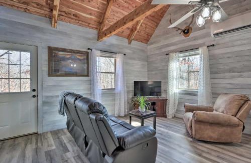 El Dorado Springs House | El Dorado Springs Cabin Near Trails and Parks!