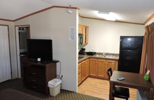 Crystal City Hotel | El Dorado Suites