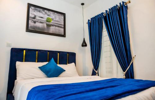 Oshodi-Isolo Hotel | El Elyon Hotel and Suites