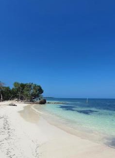 Isla Tintipan Hotel | El Embrujo Tintipan