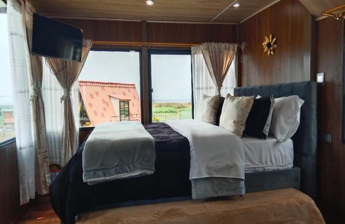 Tota Other | El Encanto de Tota los Pensamientos