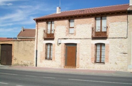Carbonero el Mayor Cottage | El Encinar apartments for 2 people