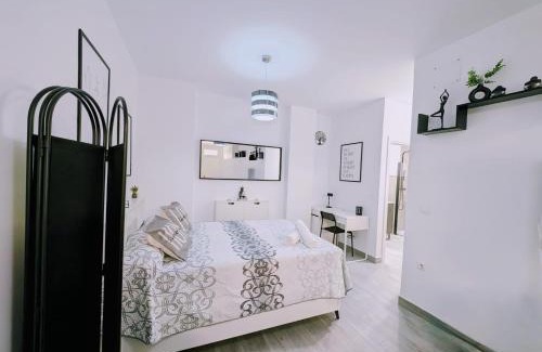 El Molinillo Apartment | El Faro Centro de Málaga con Parking 445 Max