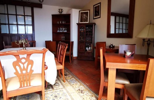 San Francisco House | El Fenix