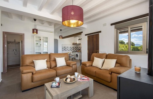 El Gastor Villa | El Granadino - Two Bedroom Villa, Sleeps 4