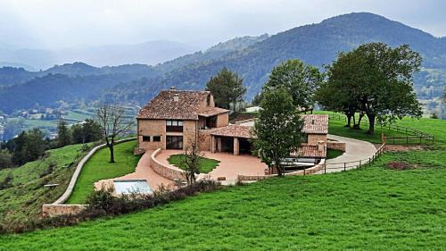 Ripoll House | El Guitart - Turisme Rural