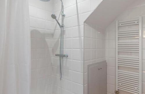 Lleida Bed & Breakfast | El jardí de l'avet