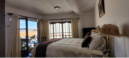 Sucre Bed & Breakfast | El Jardin De Su Merced B&B