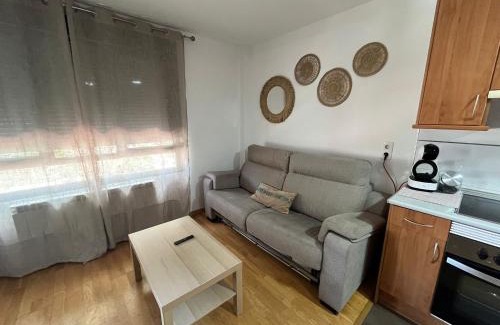 La Puebla de Alfinden Apartment | El LLANO JOB&FAMILY