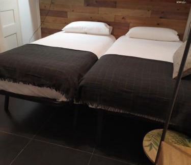 Banyoles Apartment | El Llimoner