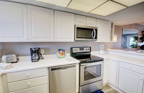Harold Condo | El Matador 332 - FREE TICKETS! Your stay includes free tickets to many area attractions!