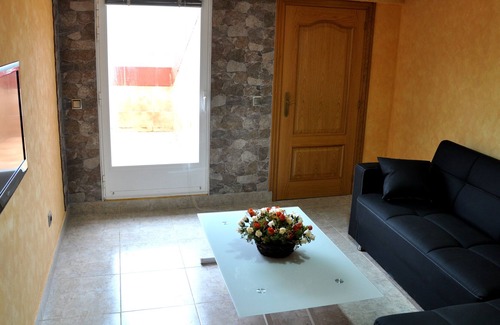 Clavijo Apartment | El Mirador mountain apt with terrace in Clavijo, La Rioja, Wifi, 45 meters