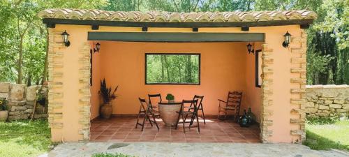 Valacloche House | El Molino de la Pastora