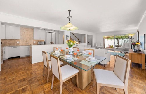 Montecito Apartment | El Montecito Verde, Walk to Beach and Shops!