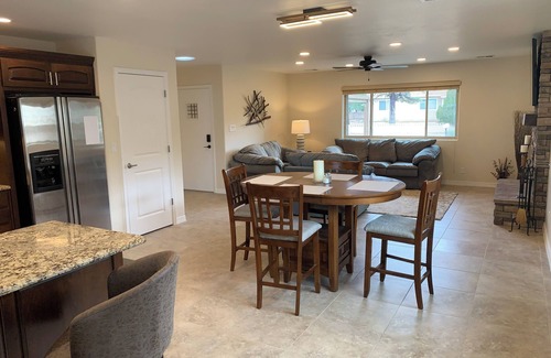 Rio Rancho House | El Nido del Sol Great Location 4 bdrms close to Intel Rust Medical Balloon Park