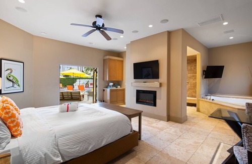 Warm Sands Hotel | El Noa Noa