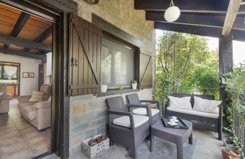 Palo House | El Olivar