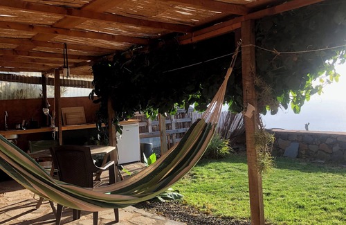 Santo Domingo Cottage | El Pajero, small country house with sea view and quiet location, close to the beach in summer