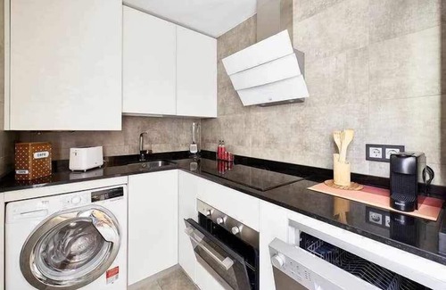 Old Town Apartment | El Patio de la Catedral