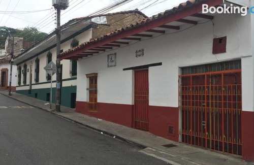 San Antonio House | El Patio Hostel