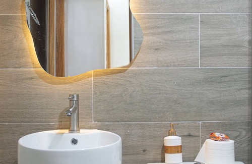 Prado Oriental Apartment | EL PATIO + PRIVATE JACUZZY + 2BDR