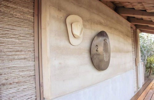 El Pescadero House | El Perdido Hotel