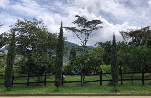 Jardin House | El Pinar House: Tranquility, Family, and Nature