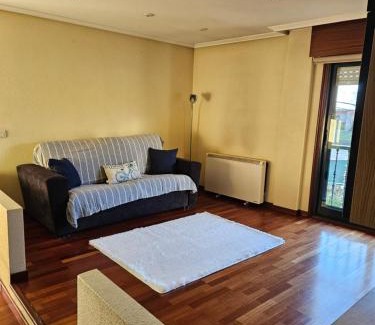 Mondariz Apartment | El pisito de iker