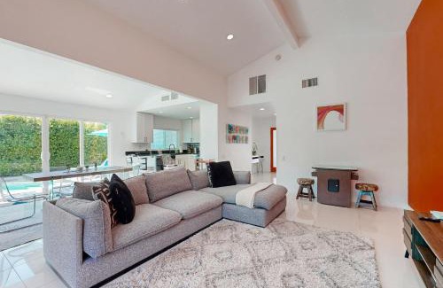Palm Springs House | El Placer Escape Permit# 4715