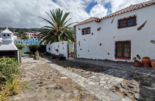 Icod de los Vinos House | El Poleo 1