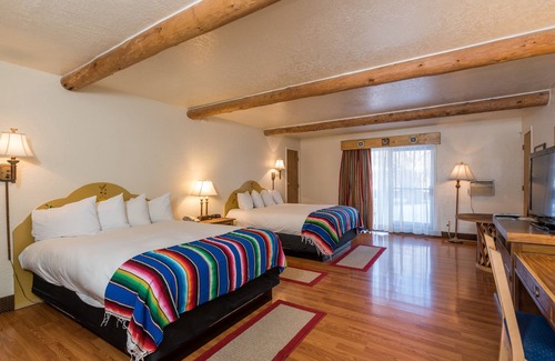 Taos Hotel | El Pueblo Lodge
