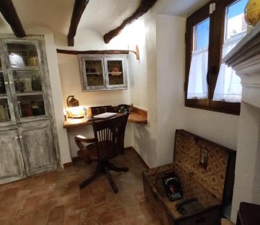 Montblanc House | El Racó de la Civaderia, casa en Montblanc