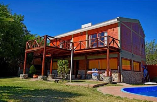 Las Rosas House | El Rancho Casa de Campo Exclusiva en Villa de Las Rosas Los impuestos que figuran en la publicación no se cobran