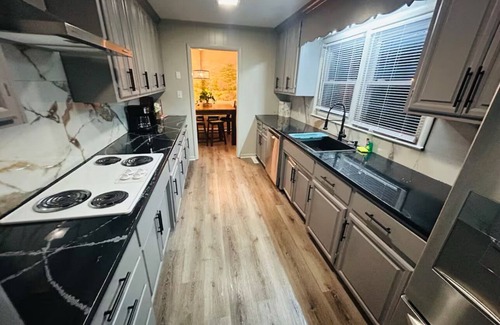 Goldsboro House | El Rancho Powell