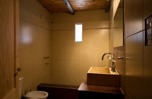 Uspallata Cabin | El Refugio Mountain Loft-Lodge