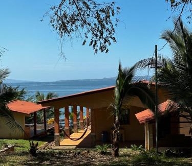 Veraguas House | El retiro isla Leones