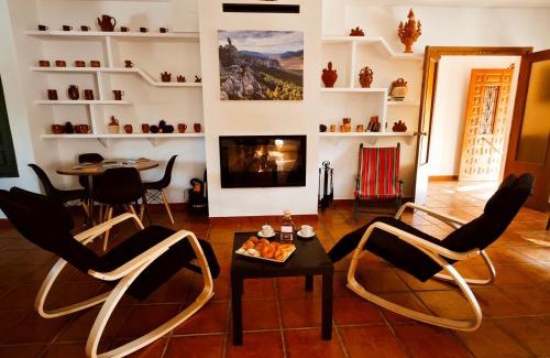 Huescar Ski Chalet | El Rincón del Guardal, Alojamiento Rural y Guías de Montaña