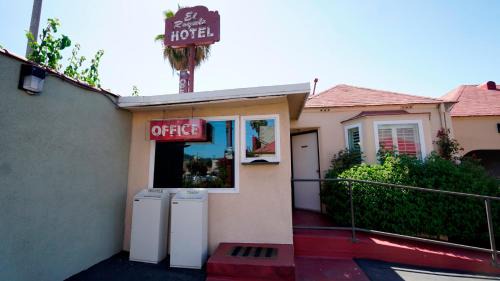 Studio City Hotel | El Royale Hotel - Near Universal Studios Hollywood