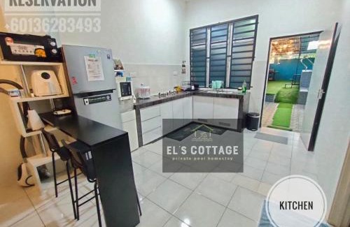 Pekan House | El's Cottage Private Pool Homestay