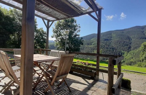 Planoles House | El Serrat Turisme Rural