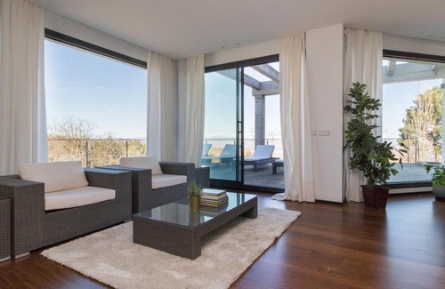 Sojuela House | El Soto de Sojuela Luxury Chalet, Golf&Bosque