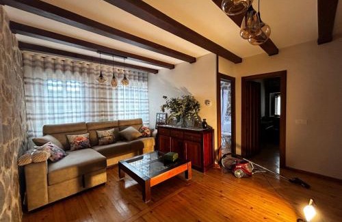 Requejo House | El tejo milenario