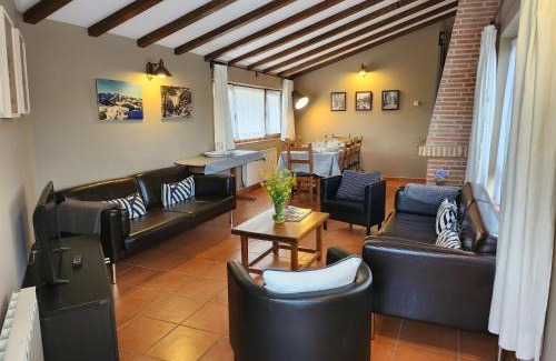 Hoyos del Espino House | El Torreón I